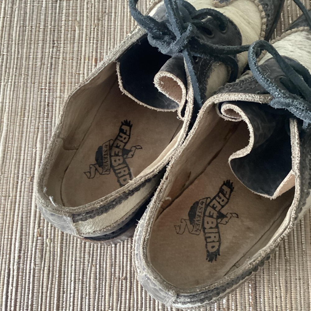 FREE BIRD Oxford Mackenna Black White Pony Hair Lace Up Shoes Size Womens 8 - Picture 6 of 8